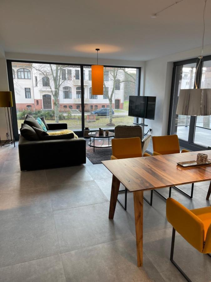 Basalt Lodge Am Lehnitzsee أورانينبورغ المظهر الخارجي الصورة