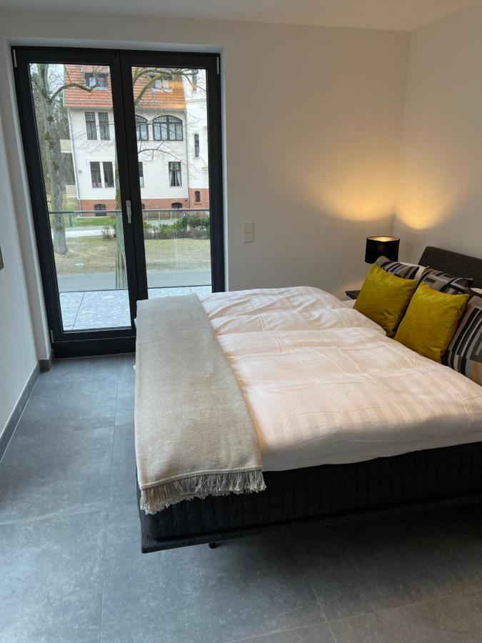 Basalt Lodge Am Lehnitzsee أورانينبورغ المظهر الخارجي الصورة
